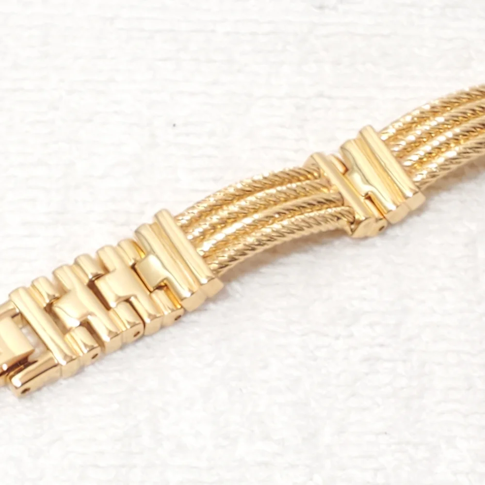Vintage Gruen Women’s Gold Tone Quartz Watch Stainless Steel White Dial